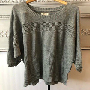 🎄 Sonoma Gray  sweater scoop neck large 3/4 sleeves